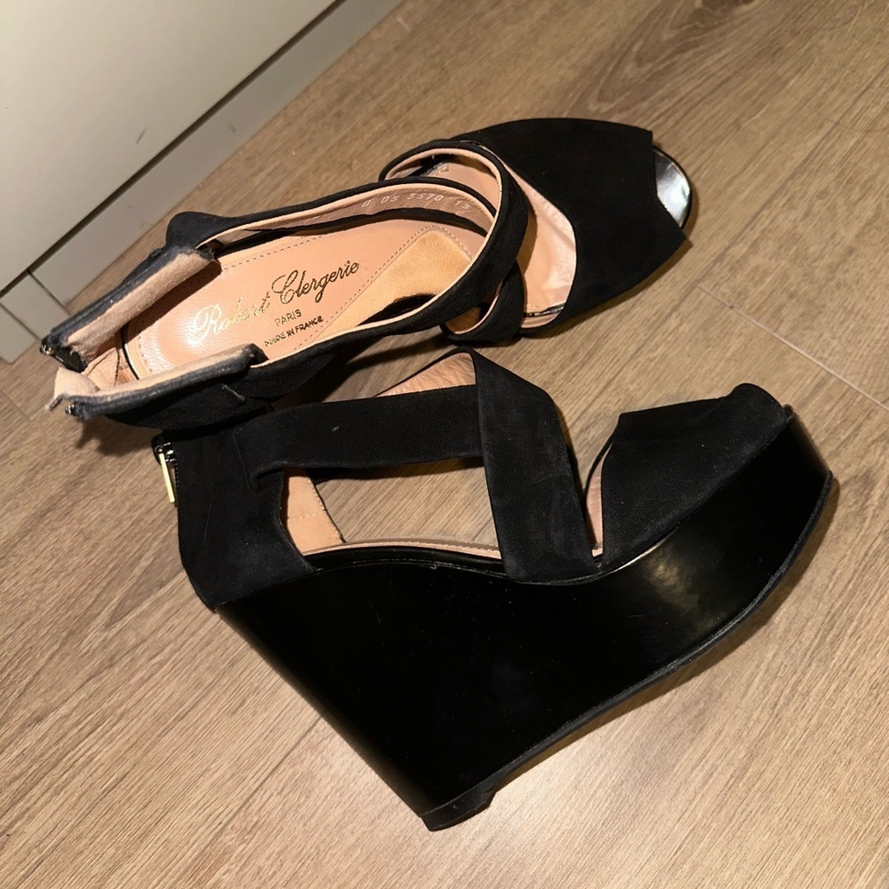 Robert Clergerie Black Suede Peep Toe Wedges Size 37 - Picture 3 of 7